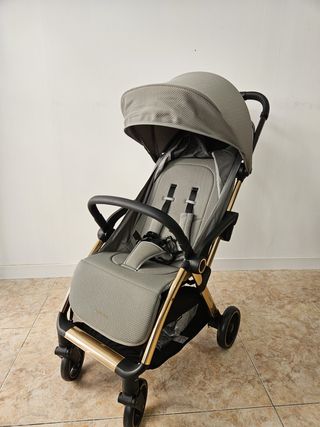 OFERTA. Silla de paseo. Nueva