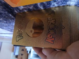 Cartas Poquemon doradas