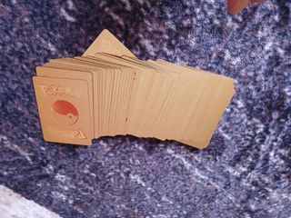 Cartas Poquemon doradas