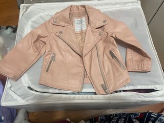 Chaqueta cuero niña