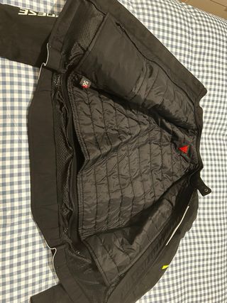 Pieza superior traje cordura Dainese.