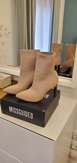 Botines zapatos de mujer en perfecto estado n.38