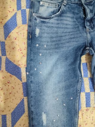 Pantalón vaquero recto Zara