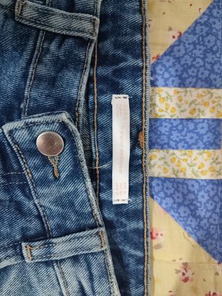 Pantalón vaquero recto Zara