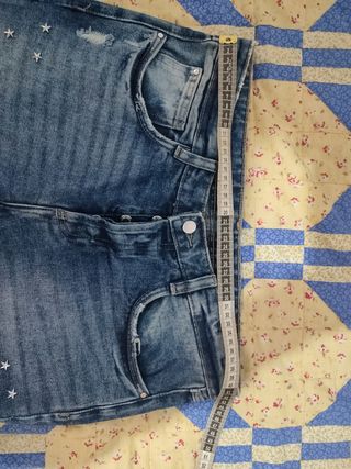 Pantalón vaquero recto Zara
