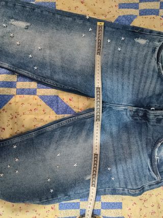 Pantalón vaquero recto Zara