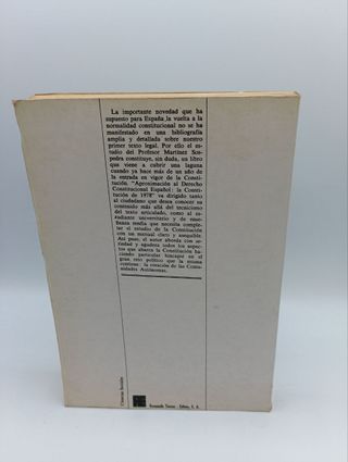 Aproximación al derecho constitucional español