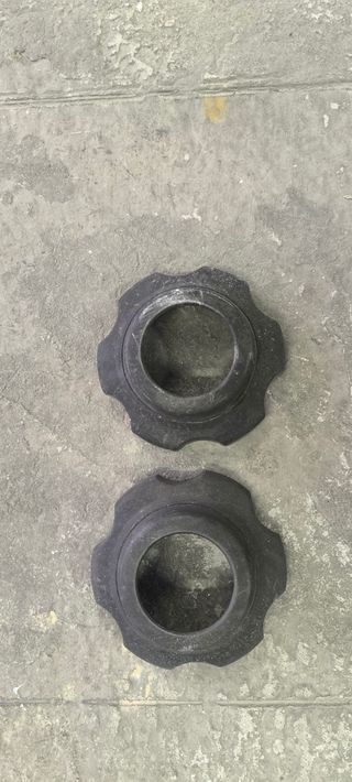 Pareja de tapabujes llantas Nissan patrol