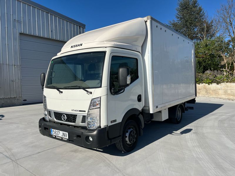 NISSAN NT 400 CABSTAR - foto 1