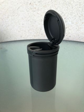 Cenicero Mercedes Benz Viano