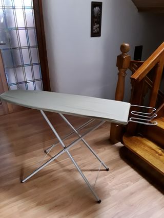 Tabla de planchar. Nueva!!!