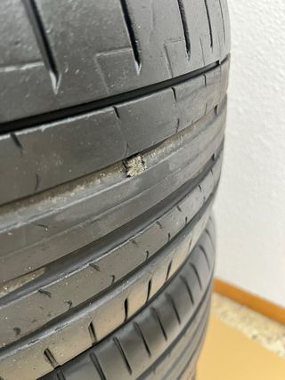 Neumaticos Pirelli PZero PZ4 235/35/20 92Y EV