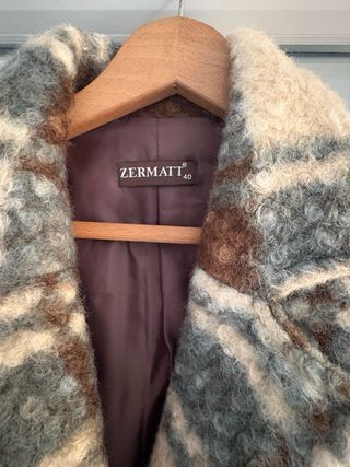 Abrigo de cuadros Zermatt estilo oversize