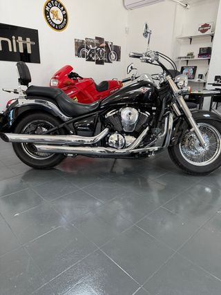 Kawasaki Vulcan 900