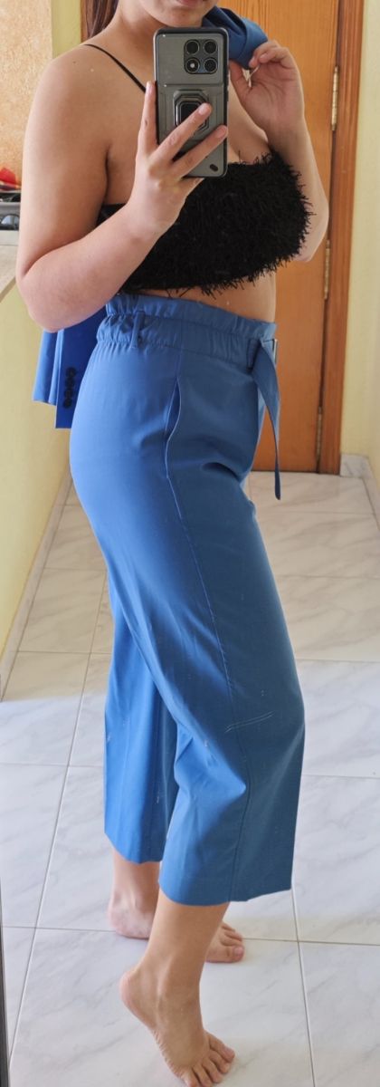 Traje invitada azul