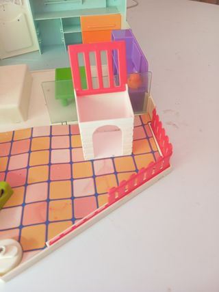 Maletín casa muñecas barriguitas