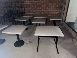 Tavoli da bar 60€ per unità