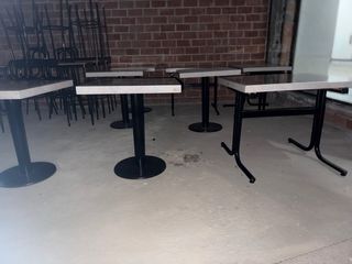 Tavoli da bar 60€ per unità