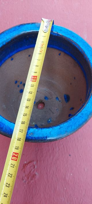 Maceta pequeña de terracota vidriada