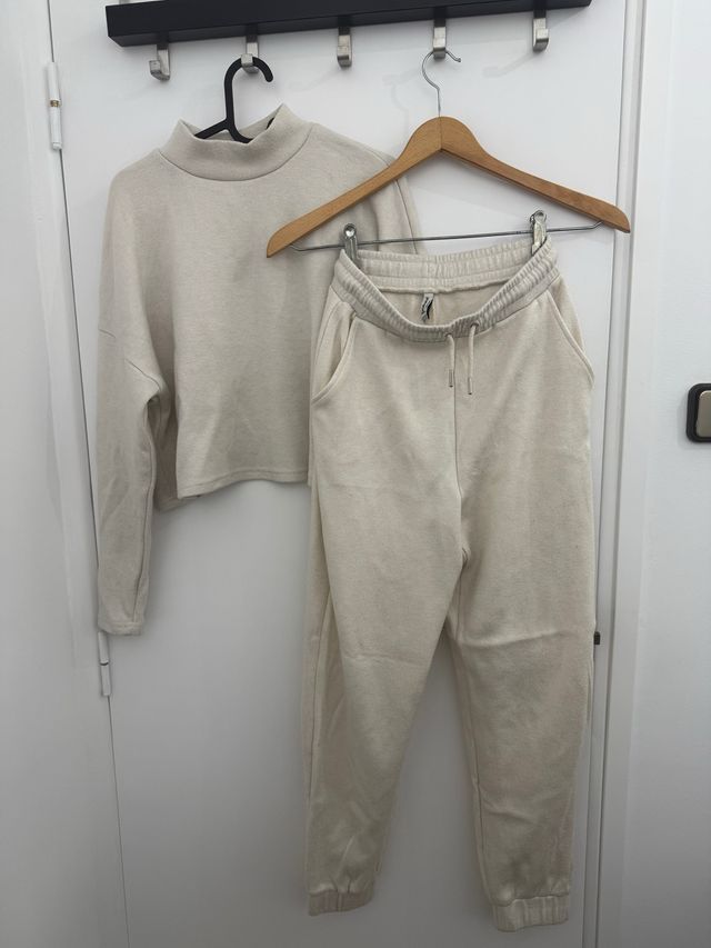 Chandal Stradivarius