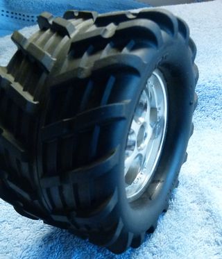 Ruote complete Monster Tractor