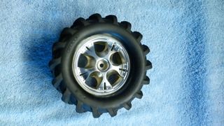Ruote complete Monster Tractor