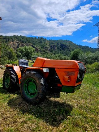 Tractor agrícola