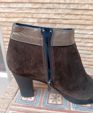 OFERTA!! Botines Yokono 37