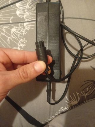 Cargador patinete eléctrico 