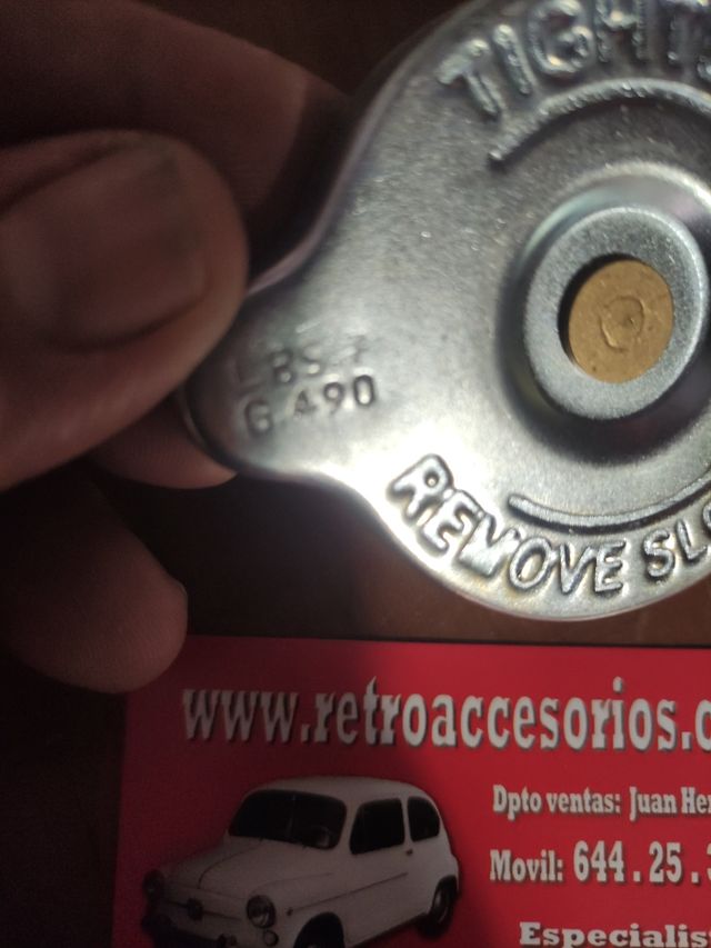 Tapón radiador Seat 600