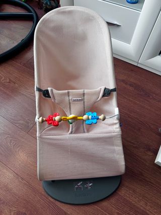 Hamaca BabyBjörn Balance Soft como nueva + juguete