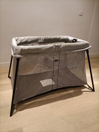 Cuna de viaje BabyBjorn