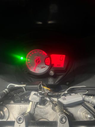Moto. suzuki GSX650F.   km 133902.
