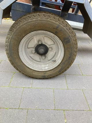 Remolque tres motos extensible Erde