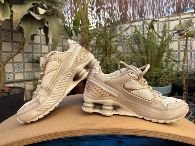 Nike shox enigma desert sand T39