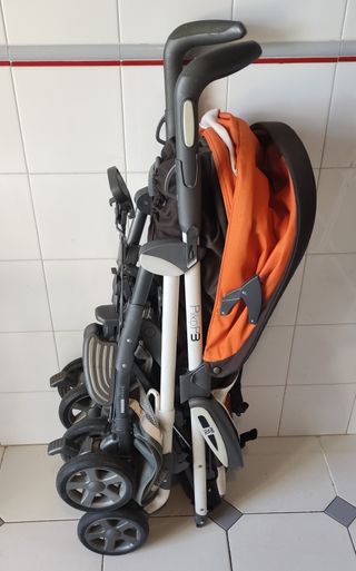 Conjunto cochecito,silla coche y capazo Peg Perego