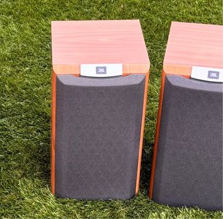 5 altavoces + 1 subwoofer JBL para Home Cinema