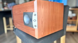 5 altavoces + 1 subwoofer JBL para Home Cinema