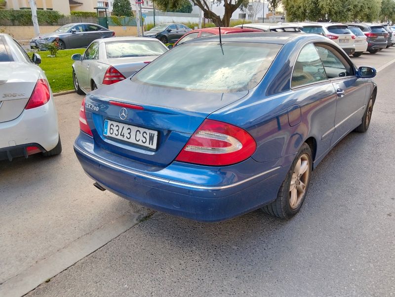 Mercedes-Benz  CLK 2006 - foto 1