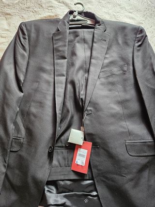 TRAJES DE VESTIR 