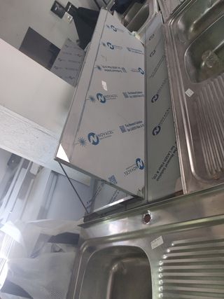 ESTANTERÍA ACERO PARED