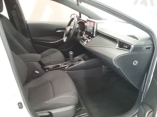 Toyota Corolla 2021 hibrido.