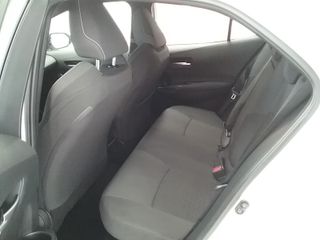 Toyota Corolla 2021 hibrido.