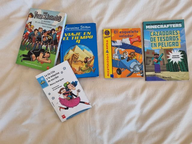 LIBROS NIÑO/A +7 AÑOS. LOTE 1