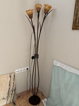 Lámpara artesana de forja