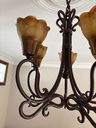 Lámpara artesana de forja