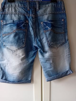 Pantalone  jeans corto  da uomo