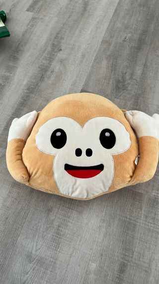 Peluche emoji macaco