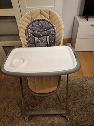 Trona Bebé COMO NUEVA