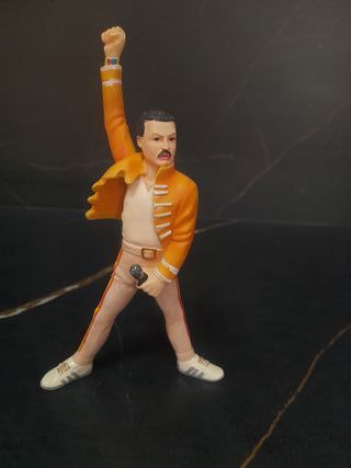 MAQUETA DEL GRUPO QUEEN